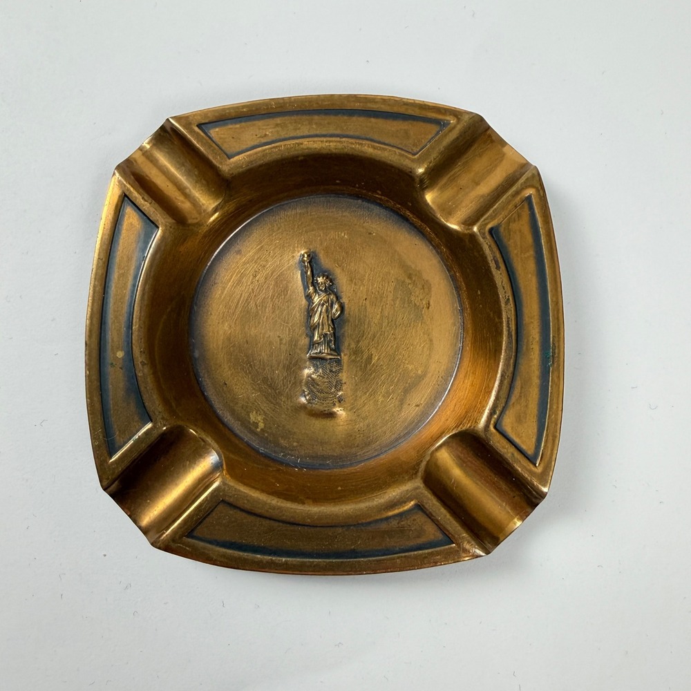Vintage Statue of Liberty Brass Tone Ashtray NYC Souvenir Retro Trinket Dish